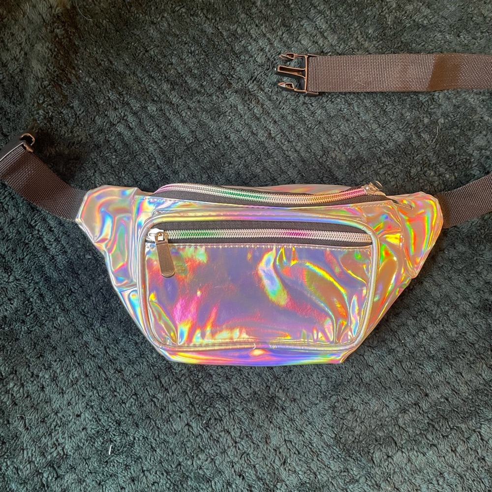 Silver/rainbow Fanny pack